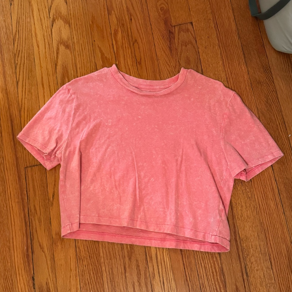 Aeropostale Cropped Pink Tee
